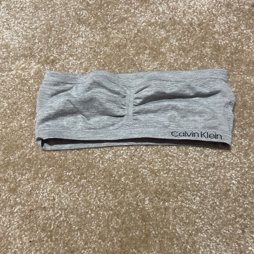 Girls Calvin Klein strapless bra